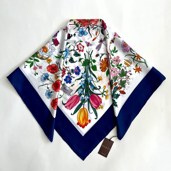 Gucci Silk Wrap Flora 1 Print Multicolor Blue Border Scarf - Picture 15 of 16
